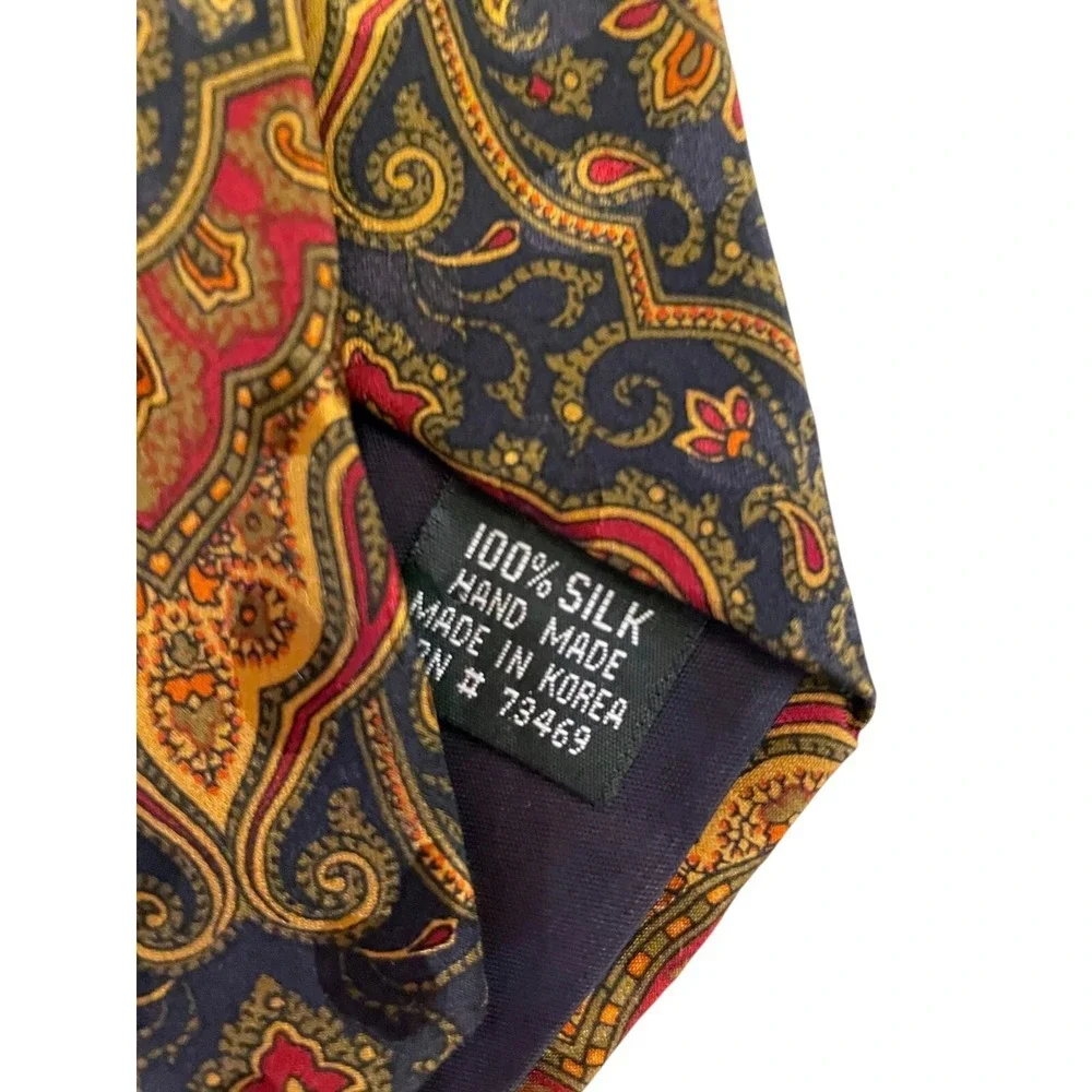 Looney Tunes Mania Men's Neck Tie One Size Brown Paisley Print 100% Silk